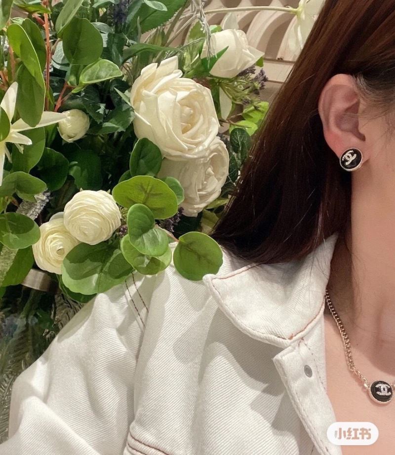 Ch**el earrings